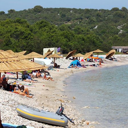 Apartments With A Parking Space Sali, Dugi Otok - 8154 Экстерьер фото