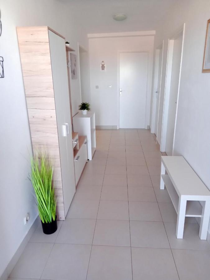 Apartments With A Parking Space Sali, Dugi Otok - 8154 Экстерьер фото